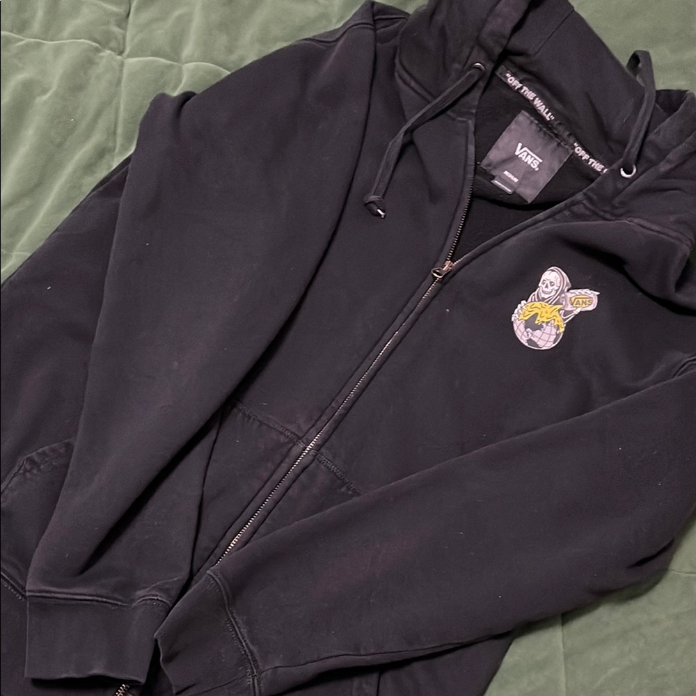 Vans Black Lightweight Shirt Jacket with Modern Design
